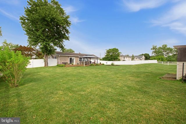1595 OLD SKIPPACK RD, Harleysville, PA 19438