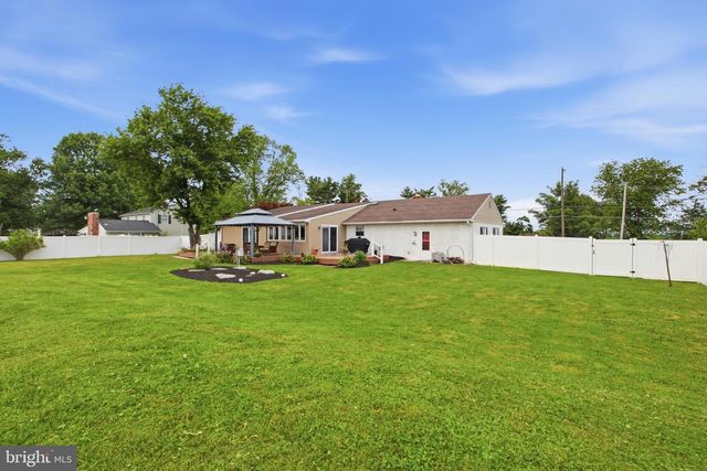 1595 OLD SKIPPACK RD, Harleysville, PA 19438