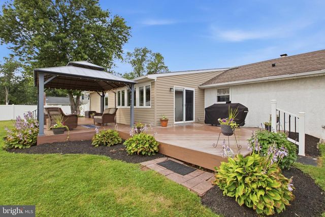 1595 OLD SKIPPACK RD, Harleysville, PA 19438