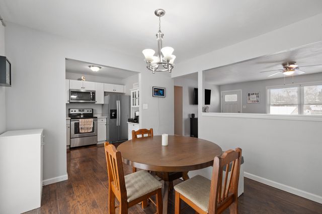 163 Raintree Road, Florence, KY 41042