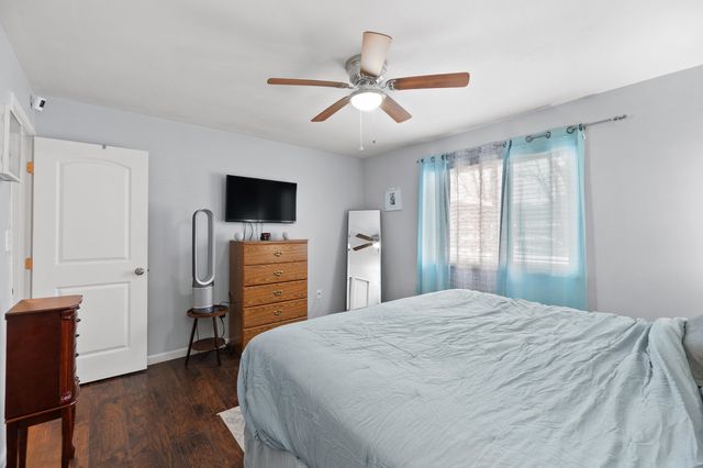 163 Raintree Road, Florence, KY 41042