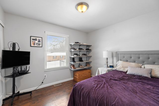 163 Raintree Road, Florence, KY 41042