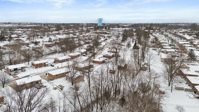 163 Raintree Road, Florence, KY 41042