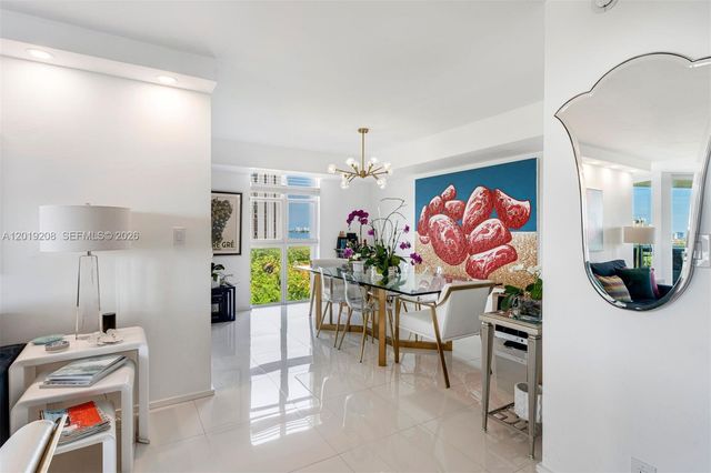 1000 Quayside Ter 901, Miami, FL 33138