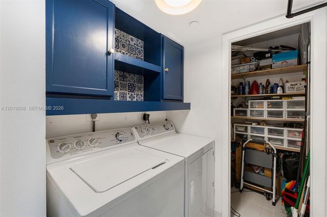 1000 Quayside Ter 901, Miami, FL 33138