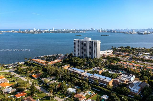 1000 Quayside Ter 901, Miami, FL 33138
