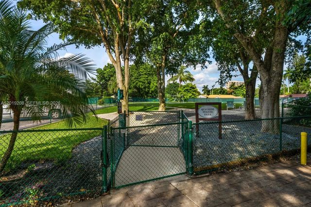 1000 Quayside Ter 901, Miami, FL 33138