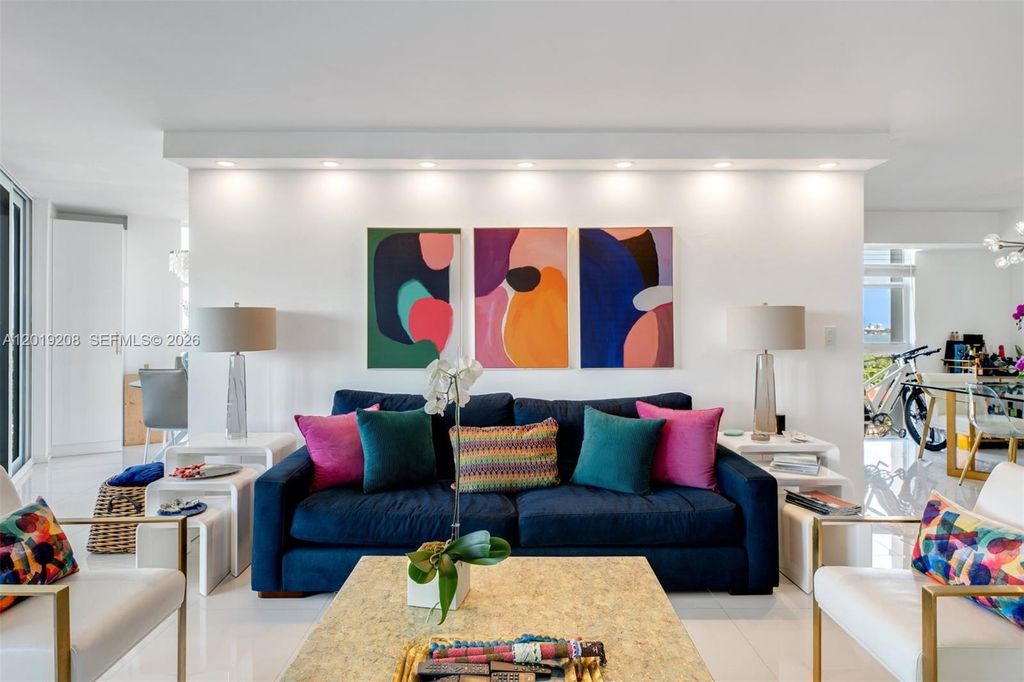 1000 Quayside Ter 901, Miami, FL 33138
