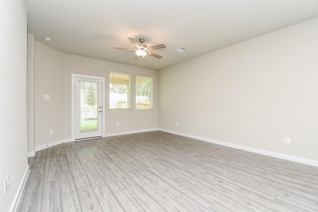 2022 W Darlington Oak Court, Conroe, TX 77304