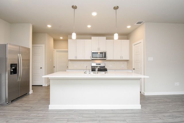 2022 W Darlington Oak Court, Conroe, TX 77304