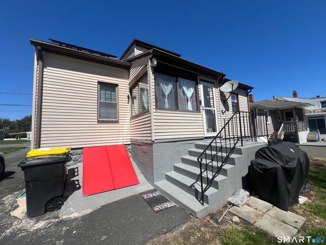 755 Congress Avenue, Waterbury, CT 06708