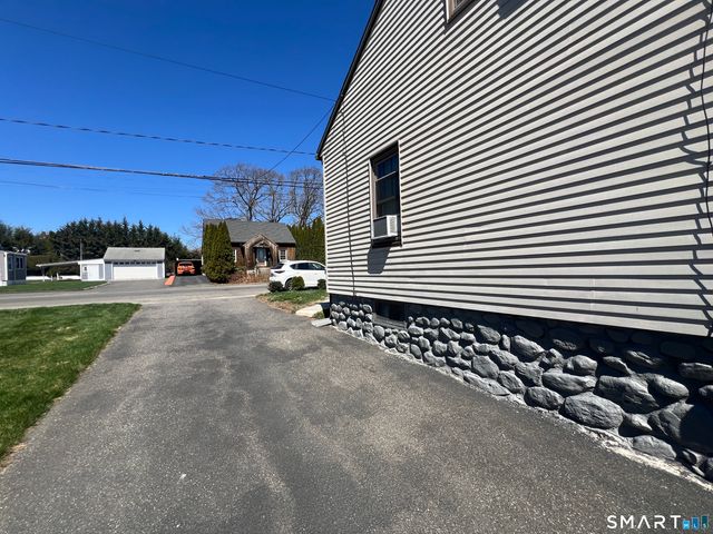 755 Congress Avenue, Waterbury, CT 06708