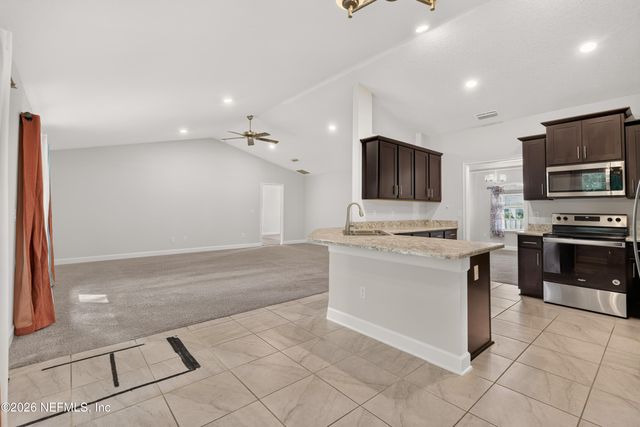12540 WEEPING BRANCH Circle, Jacksonville, FL 32218