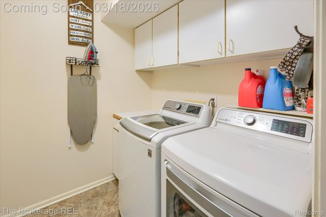 6047 Hearthside Place, Grand Blanc Charter Township, MI 48439