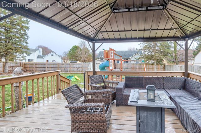 6047 Hearthside Place, Grand Blanc Charter Township, MI 48439