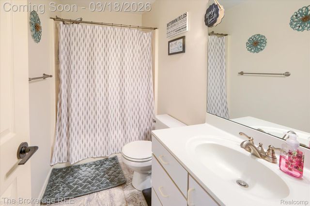 6047 Hearthside Place, Grand Blanc Charter Township, MI 48439