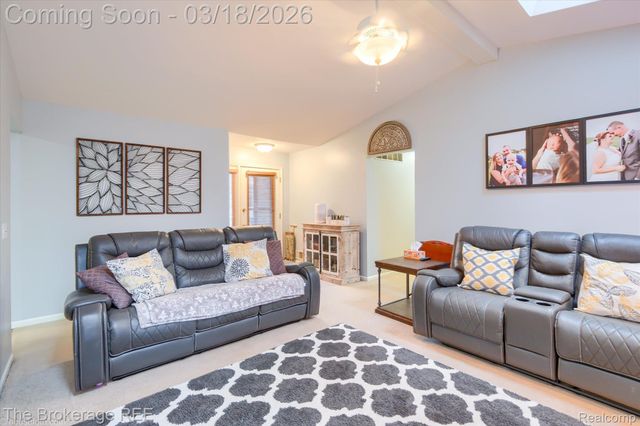 6047 Hearthside Place, Grand Blanc Charter Township, MI 48439