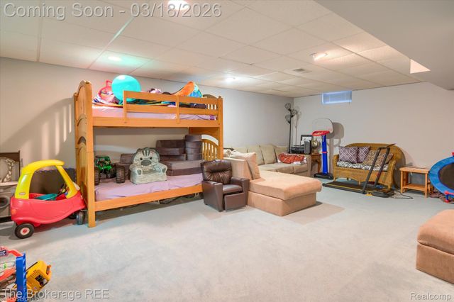 6047 Hearthside Place, Grand Blanc Charter Township, MI 48439