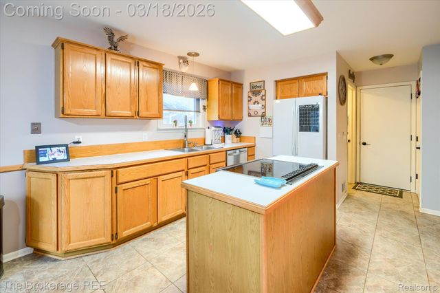 6047 Hearthside Place, Grand Blanc Charter Township, MI 48439