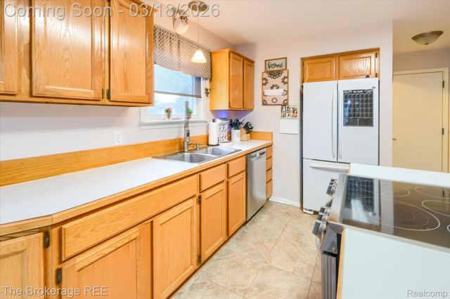 6047 Hearthside Place, Grand Blanc Charter Township, MI 48439