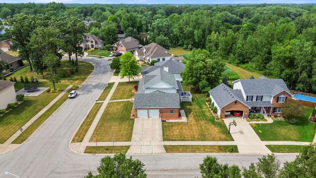 7149 Jeffrey Street, Schererville, IN 46375
