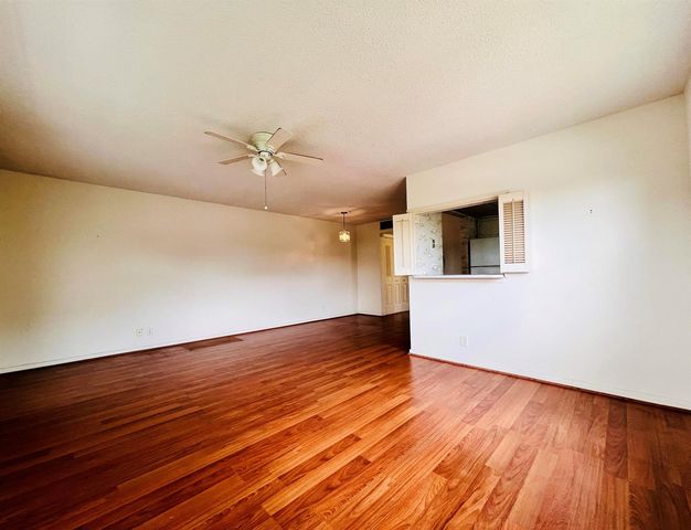 339 Windsor O, West Palm Beach, FL 33417