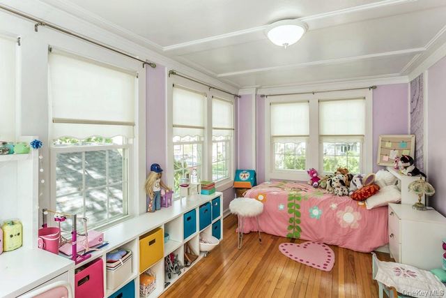 156-17 33rd Avenue, Flushing, NY 11354