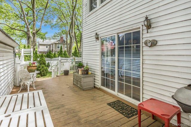 156-17 33rd Avenue, Flushing, NY 11354
