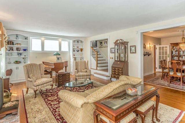 156-17 33rd Avenue, Flushing, NY 11354