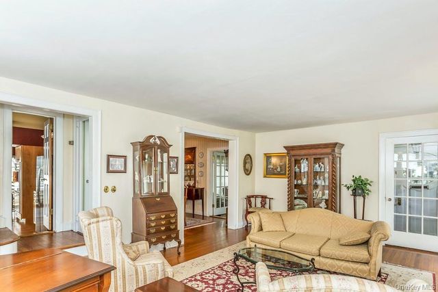 156-17 33rd Avenue, Flushing, NY 11354