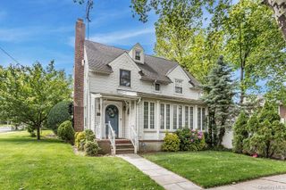 156-17 33rd Avenue, Flushing, NY 11354