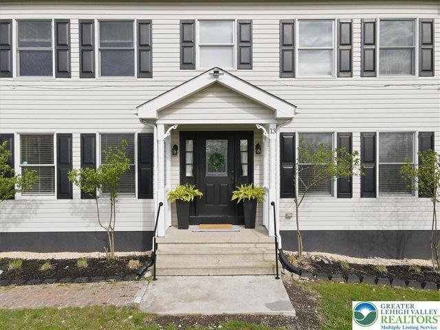 13 Eastridge Lane, Middle Smithfield Twp, PA 18302