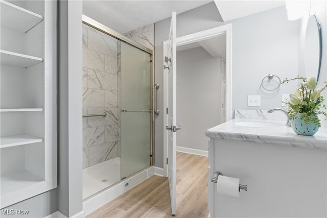 1390 Silverdale Circle, Twinsburg, OH 44087