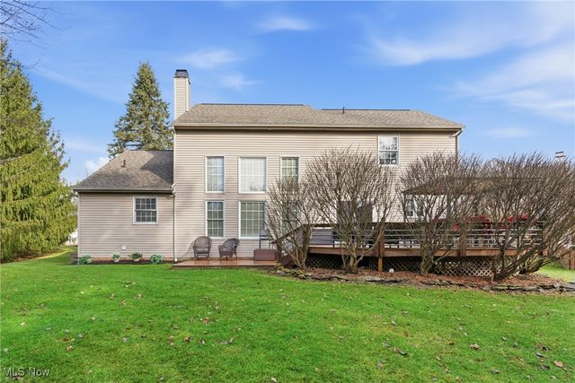 1390 Silverdale Circle, Twinsburg, OH 44087