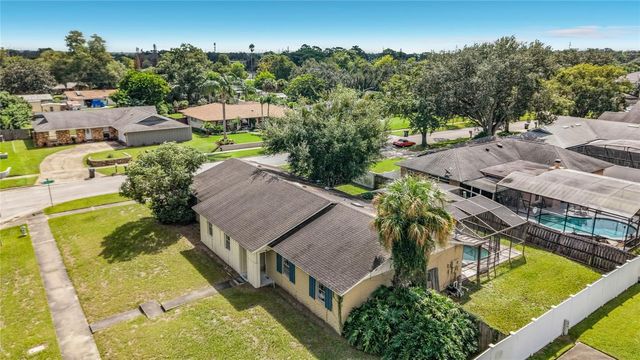 5310 NADINE STREET, Orlando, FL 32807