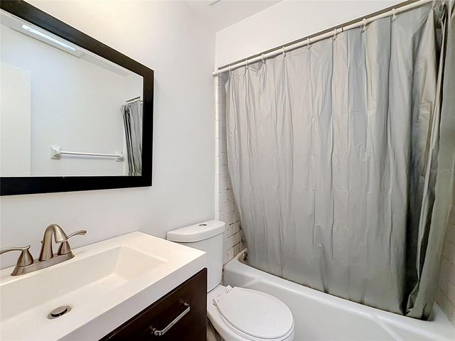 5310 NADINE STREET, Orlando, FL 32807