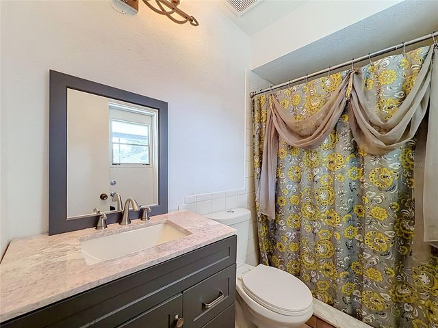 5310 NADINE STREET, Orlando, FL 32807