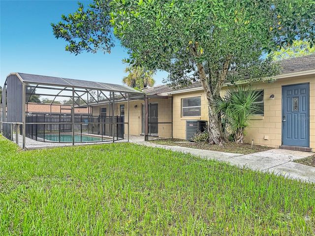 5310 NADINE STREET, Orlando, FL 32807