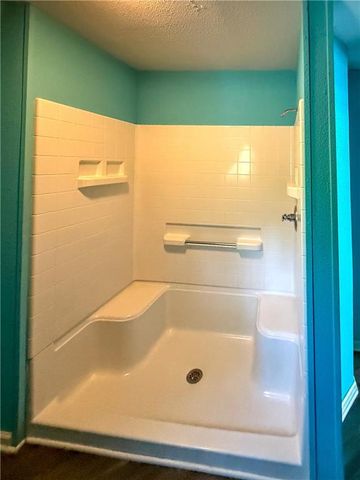 5538 SE Lakeview Drive, Lathrop, MO 64465