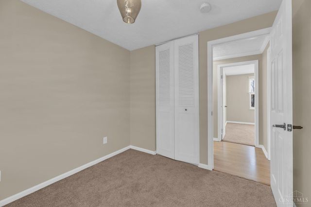 1364 Karahill Drive, Forest Park, OH 45240