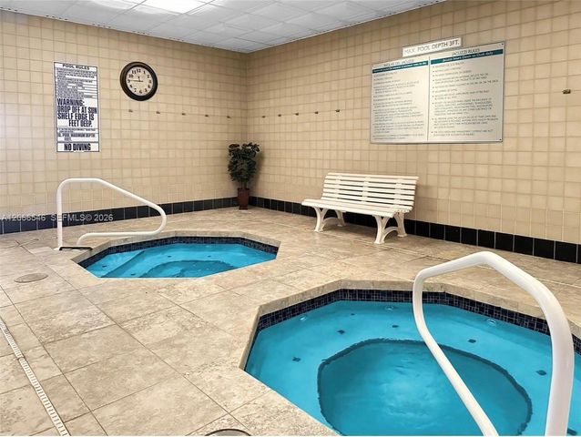 901 Colony Point Circle 111, Pembroke Pines, FL 33026