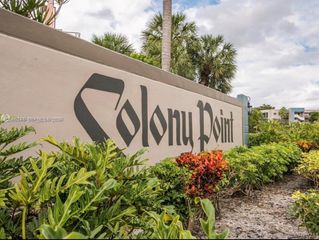 901 Colony Point Circle 111, Pembroke Pines, FL 33026