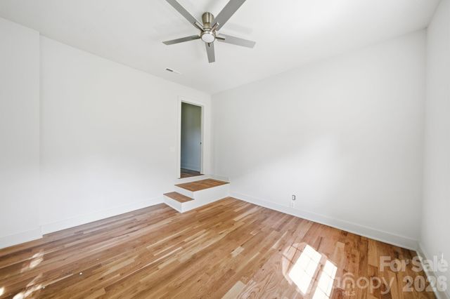 1041 Watts Drive, Charlotte, NC 28216