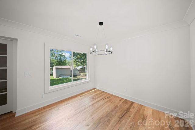 1041 Watts Drive, Charlotte, NC 28216
