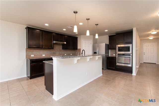 1219 Cozy Creek Drive, Temple, TX 76502