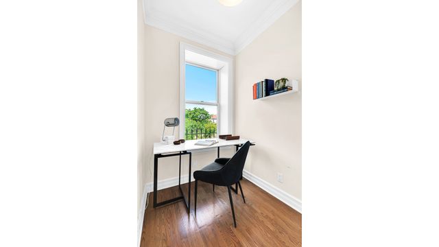 806 HALSEY Street, New York City, NY 11233