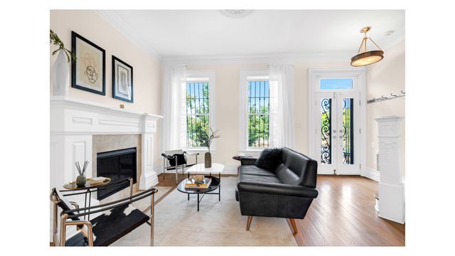 806 HALSEY Street, New York City, NY 11233