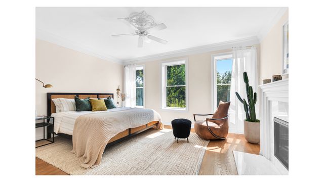 806 HALSEY Street, New York City, NY 11233