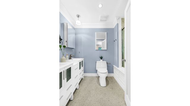 806 HALSEY Street, New York City, NY 11233