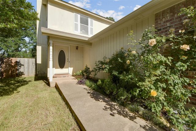 6102 Parkwood DR, Austin, TX 78735